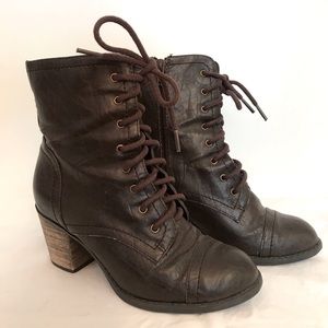 Diba womens lace up boots